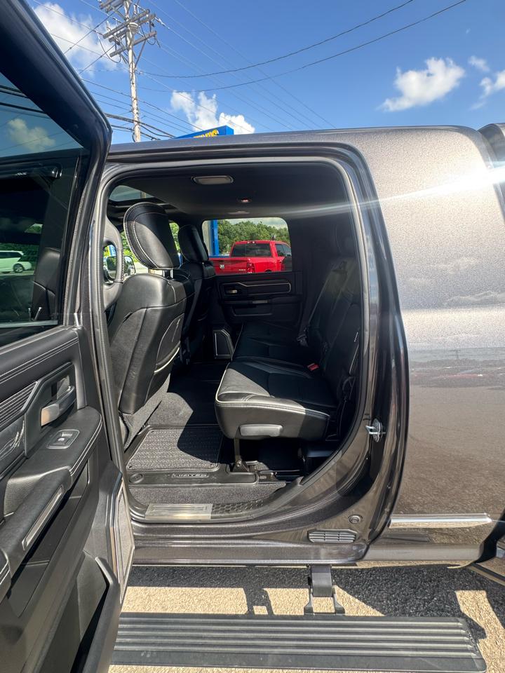 RAM 3500 Limited 4x4 Mega Cab 6'4" Box 2019
