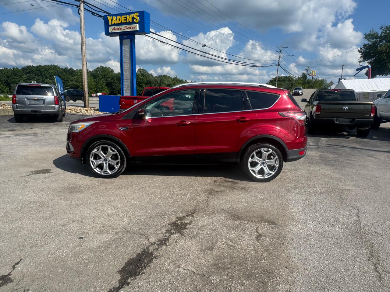 Ford Escape Titanium FWD 2017