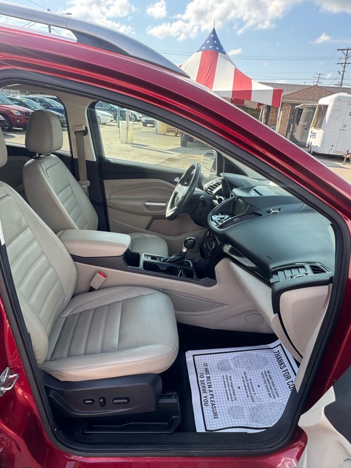 Ford Escape Titanium FWD 2017