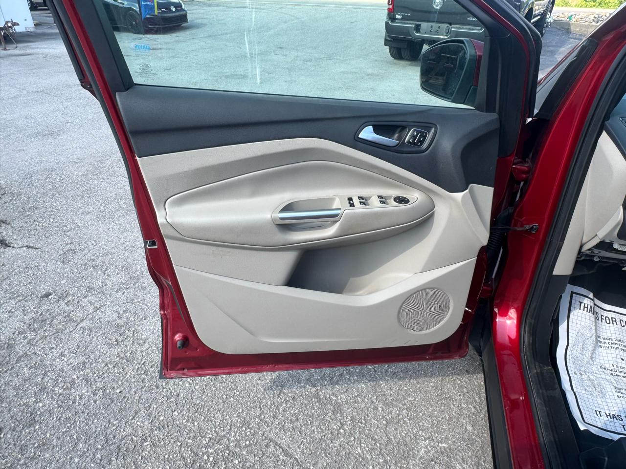 Ford Escape Titanium FWD 2017