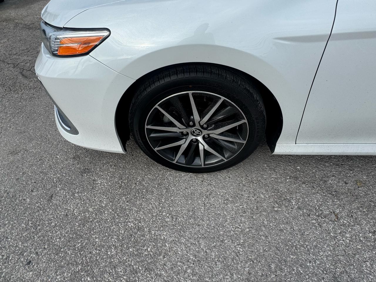 Toyota Camry XLE Auto (Natl) 2022