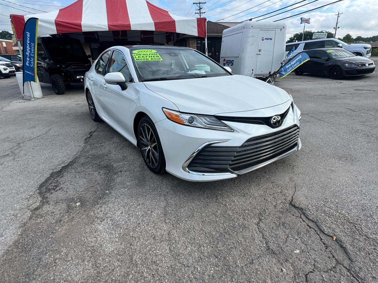 Toyota Camry XLE Auto (Natl) 2022