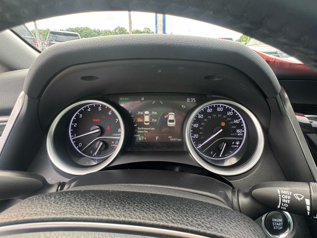 Toyota Camry XLE Auto (Natl) 2022