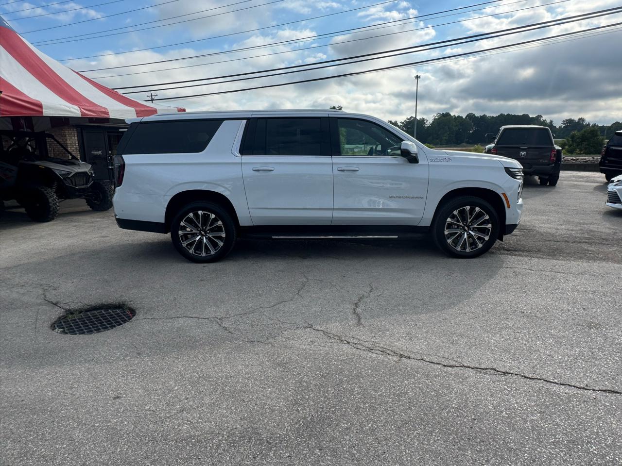 Chevrolet Suburban 4WD 4dr High Country 2026