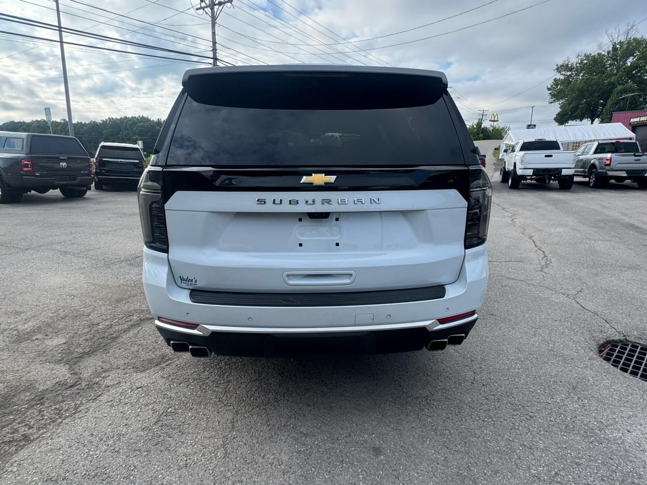 Chevrolet Suburban 4WD 4dr High Country 2026