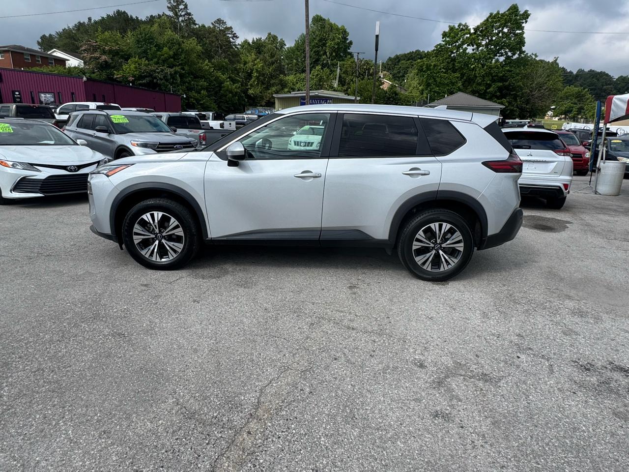 Nissan Rogue FWD SV 2023