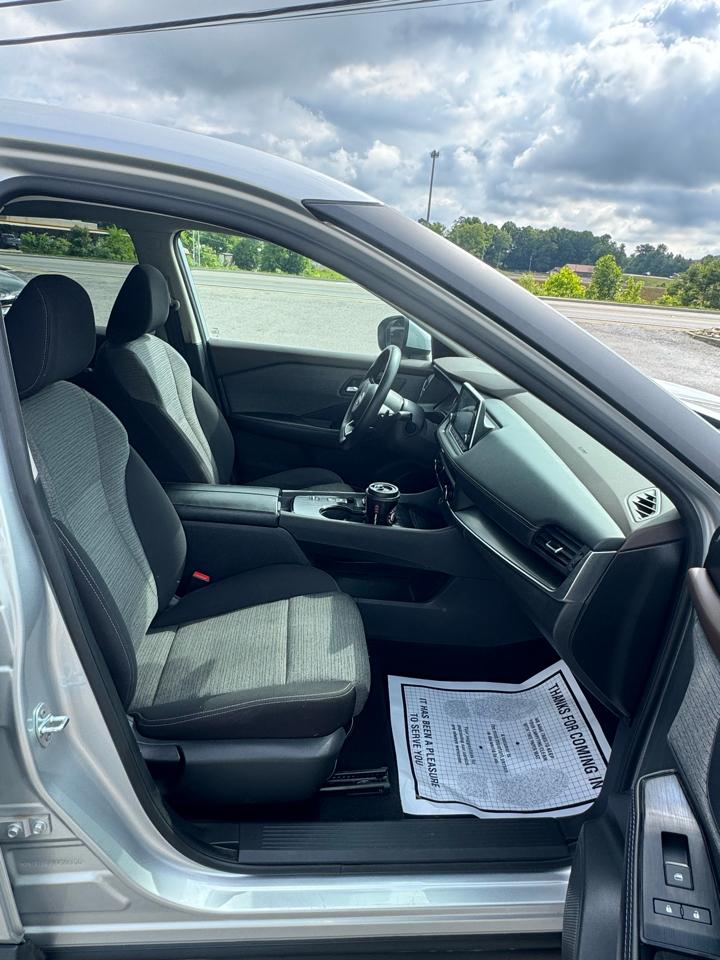 Nissan Rogue FWD SV 2023