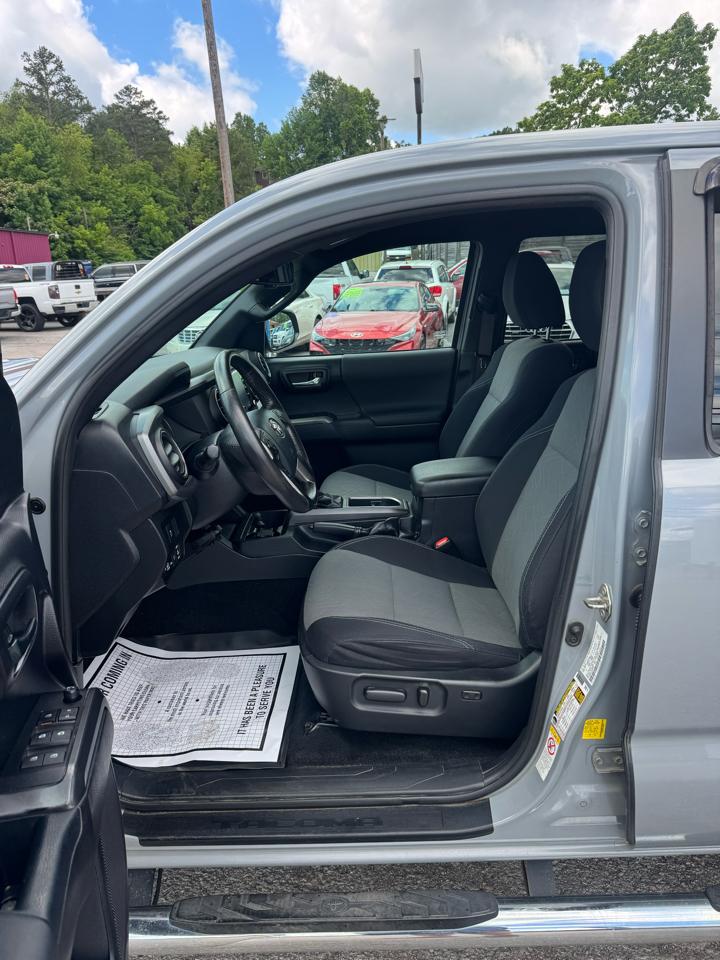 Toyota Tacoma 4WD TRD Off Road Double Cab 6' Bed V6 AT (Natl) 2020