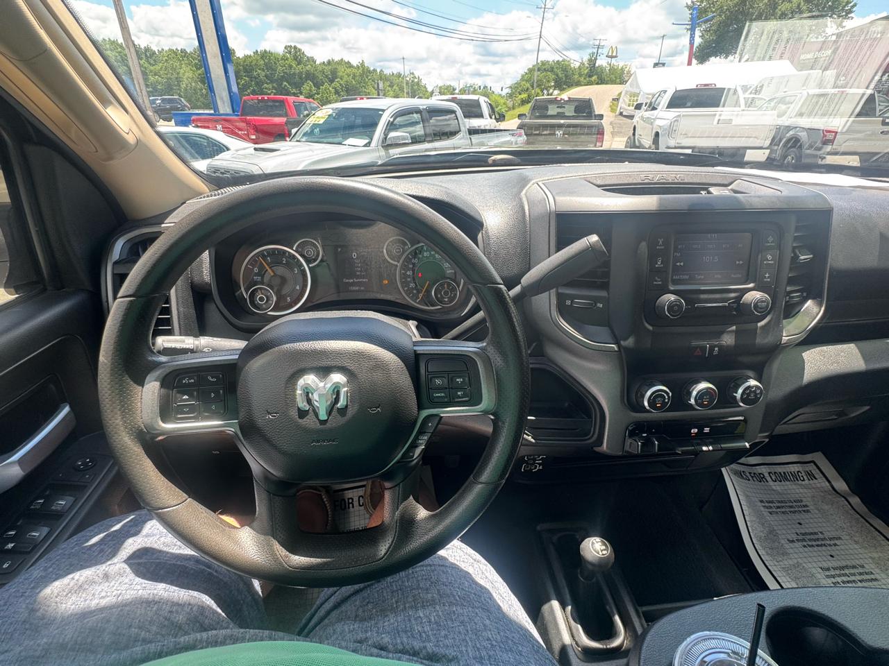 RAM 2500 Tradesman 4x4 Crew Cab 6'4" Box 2019