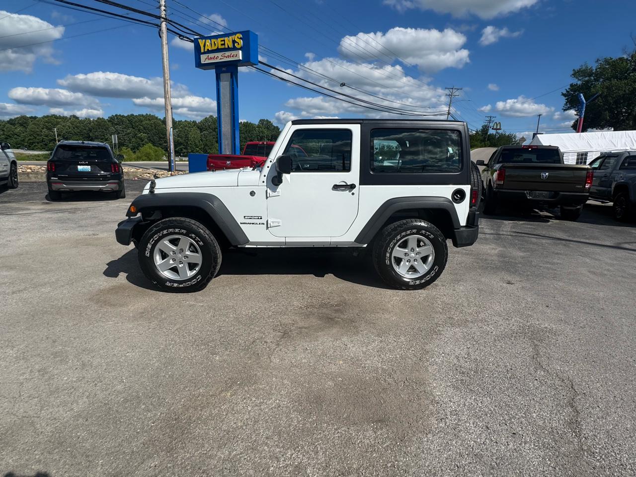 Jeep Wrangler 4WD 2dr Sport 2015