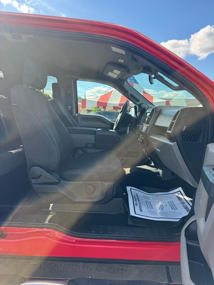 Ford F-150 4WD SuperCab 145" STX 2019