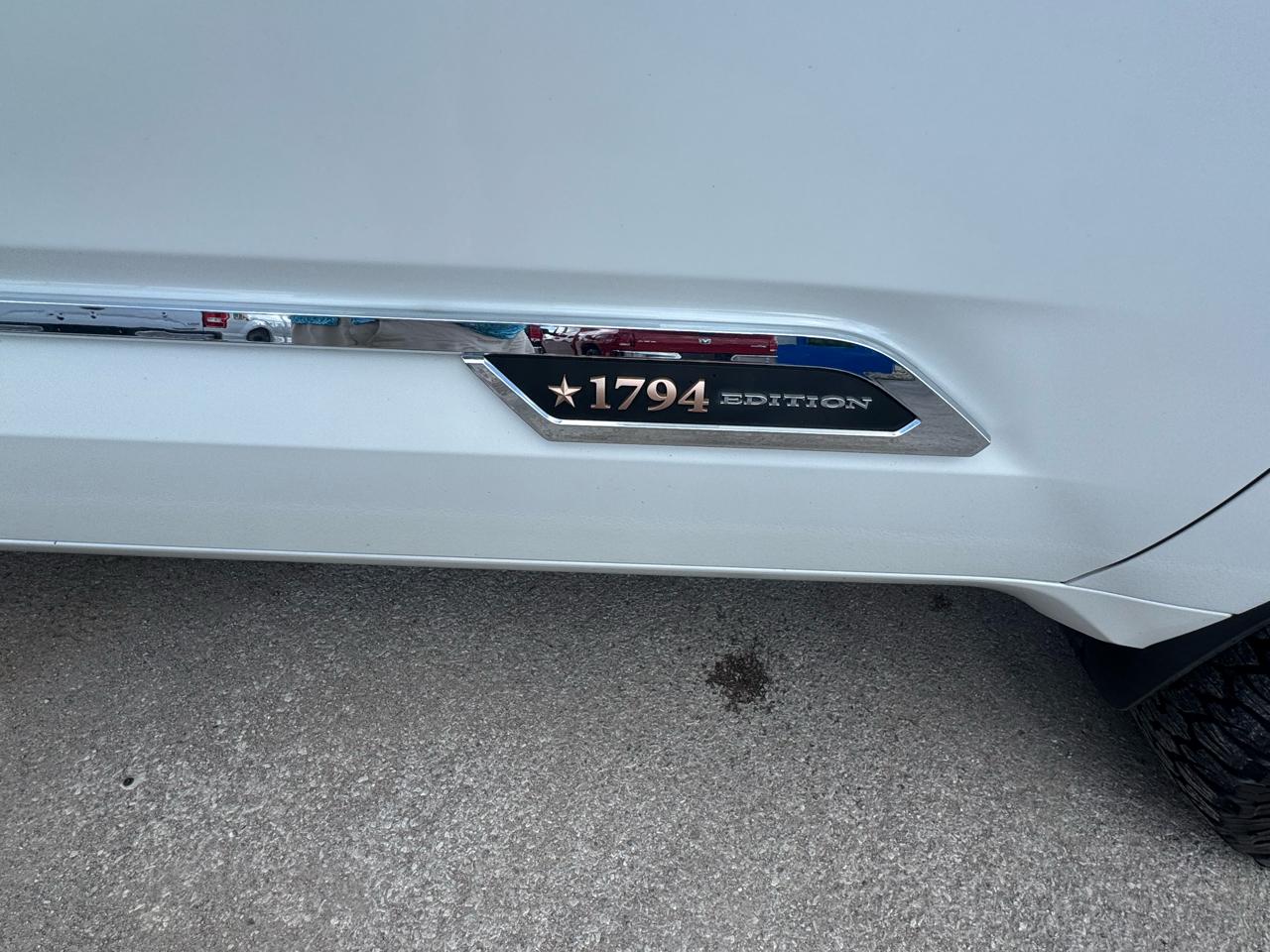 Toyota Tundra 4WD 1794 Edition CrewMax 5.5' Bed (Natl) 2022