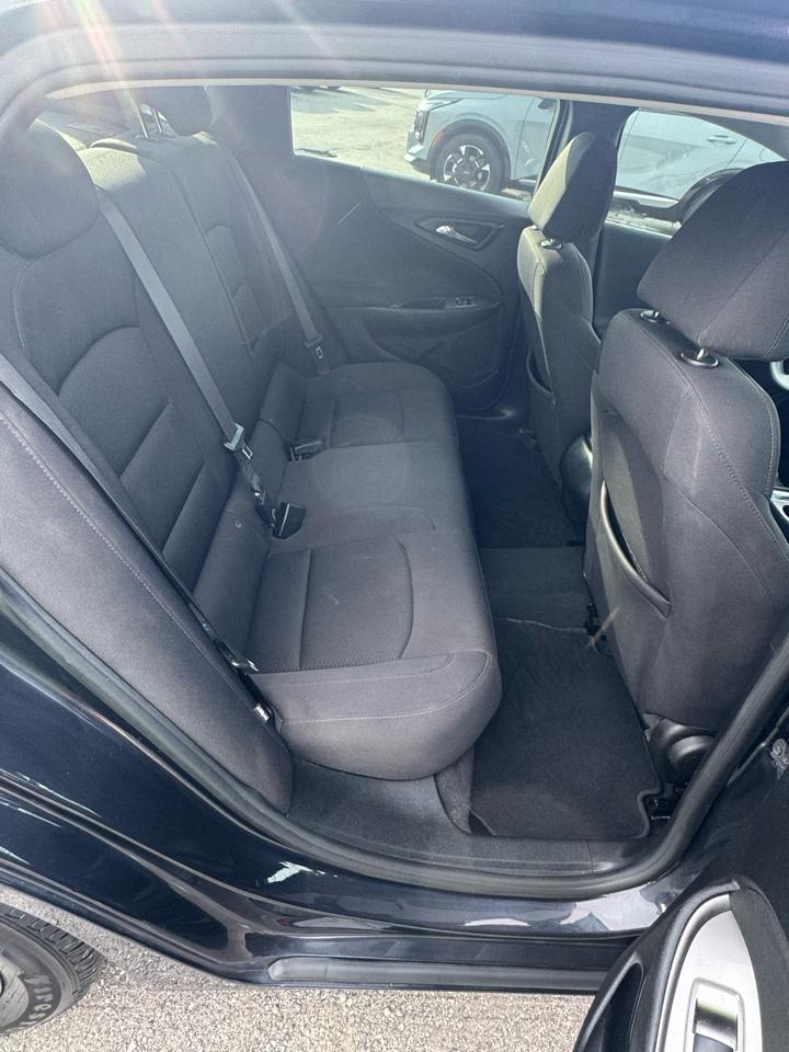 Chevrolet Malibu 4dr Sdn LS w/1LS 2022