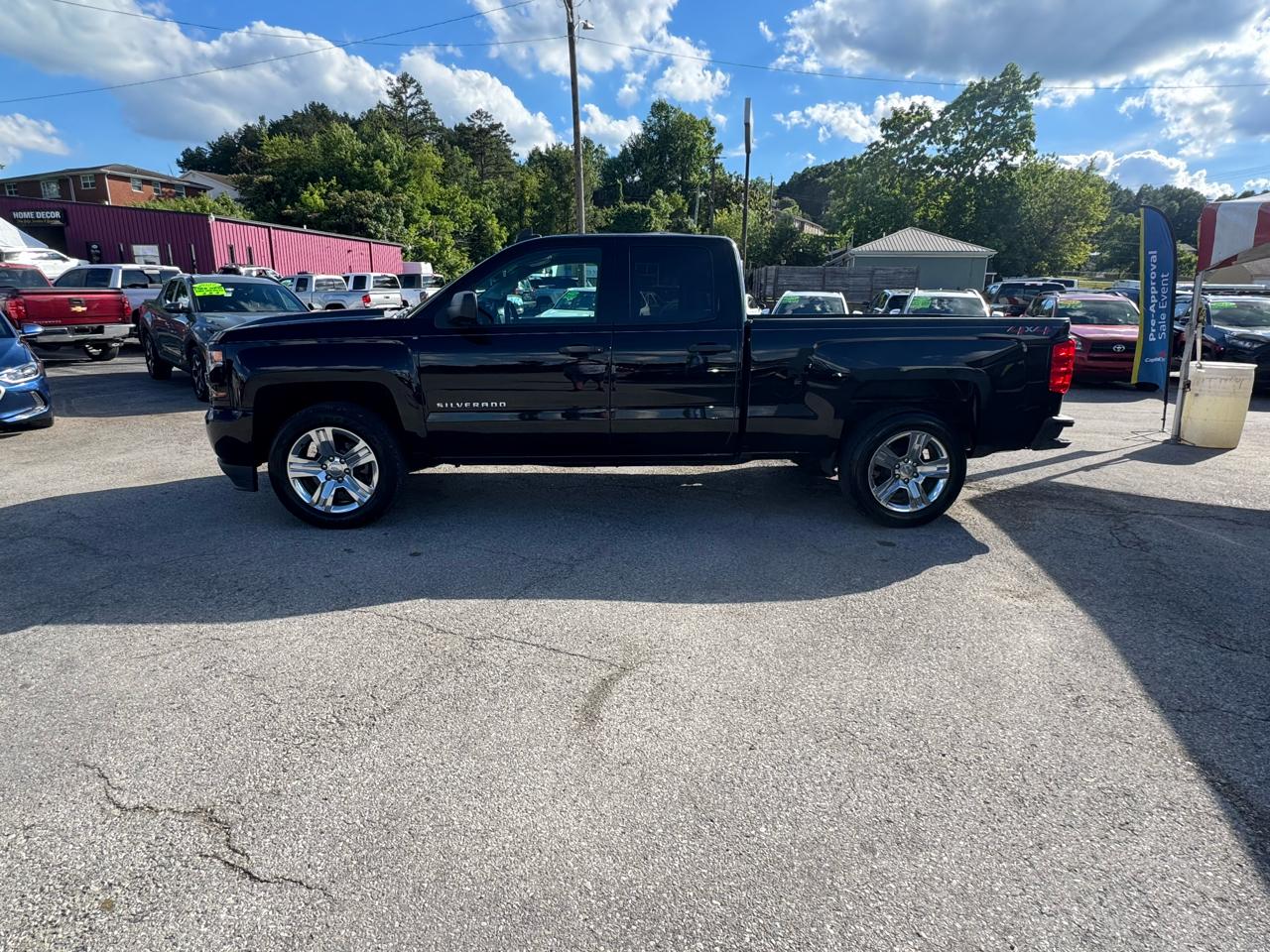 Chevrolet Silverado 1500 LD 4WD Double Cab Custom 2019