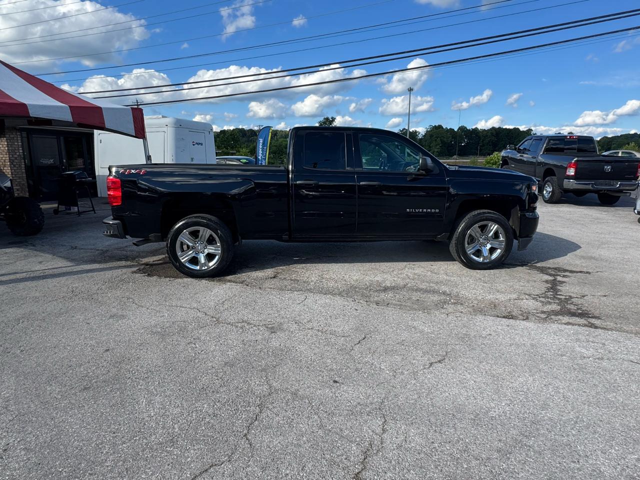 Chevrolet Silverado 1500 LD 4WD Double Cab Custom 2019