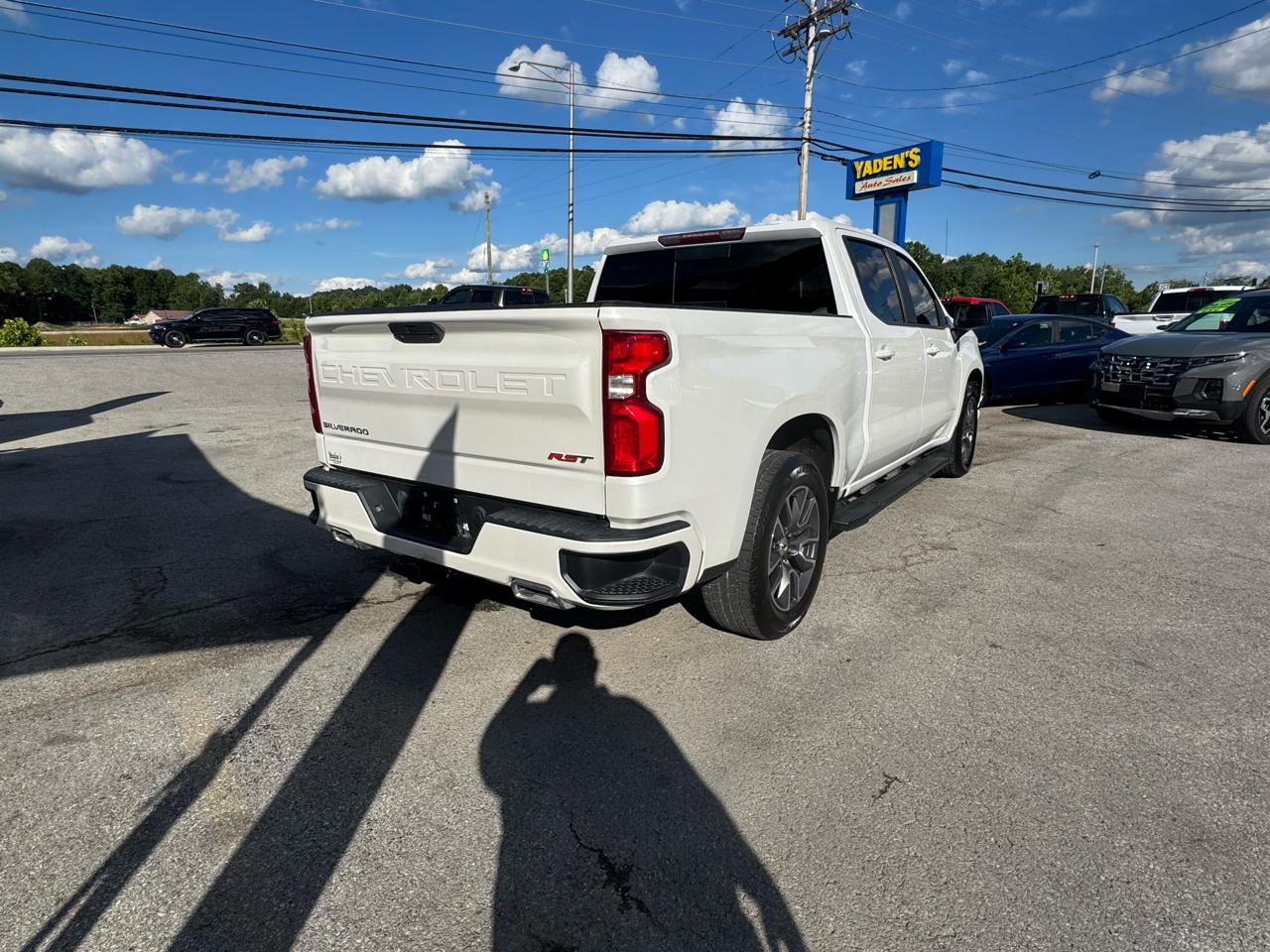 Chevrolet Silverado 1500 4WD Crew Cab 147" RST 2020