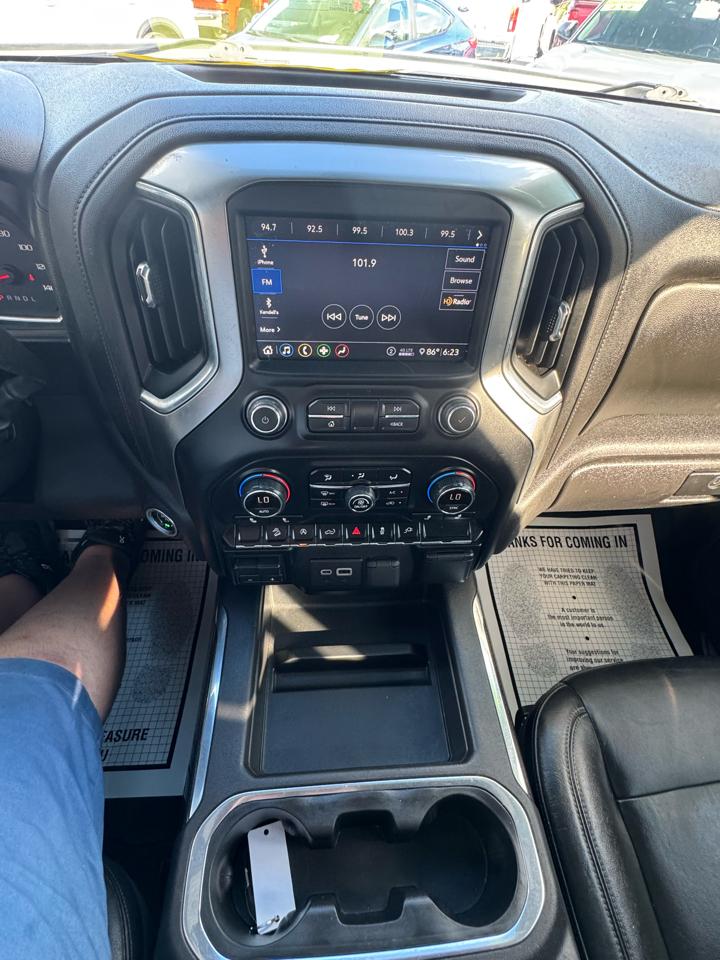 Chevrolet Silverado 1500 4WD Crew Cab 147" RST 2020