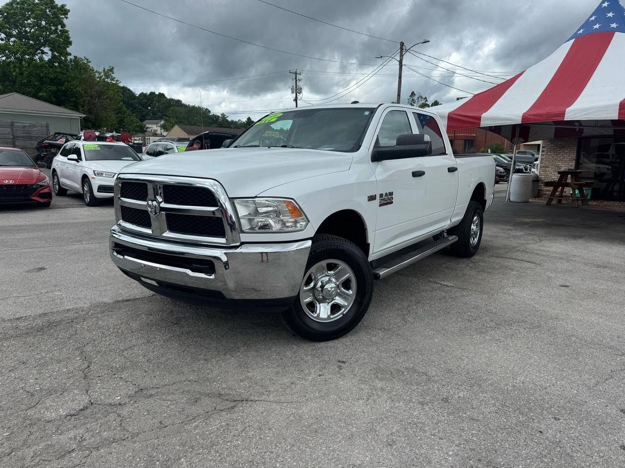 RAM 2500 4WD Crew Cab 149" Tradesman 2016