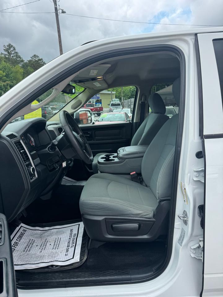 RAM 2500 4WD Crew Cab 149" Tradesman 2016