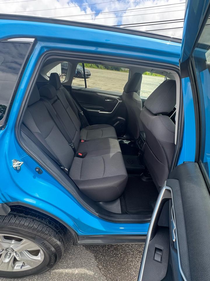 Toyota RAV4 XLE AWD (Natl) 2019