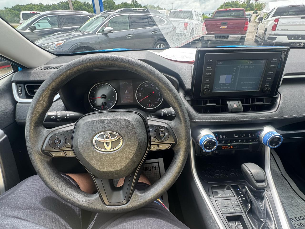 Toyota RAV4 XLE AWD (Natl) 2019