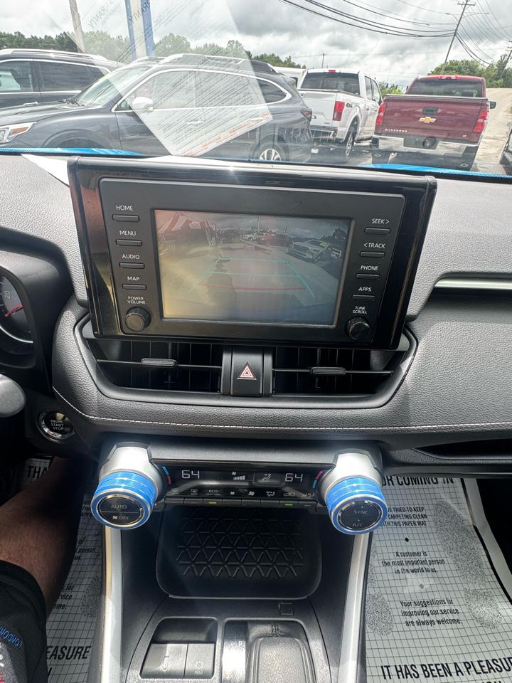 Toyota RAV4 XLE AWD (Natl) 2019