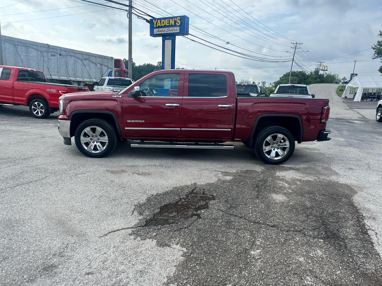GMC Sierra 1500 4WD Crew Cab 143.5" SLT 2018