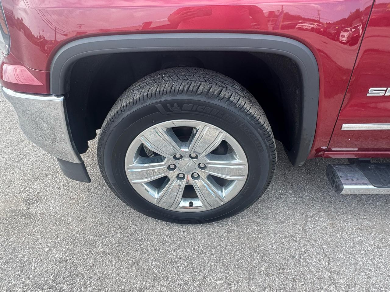 GMC Sierra 1500 4WD Crew Cab 143.5" SLT 2018