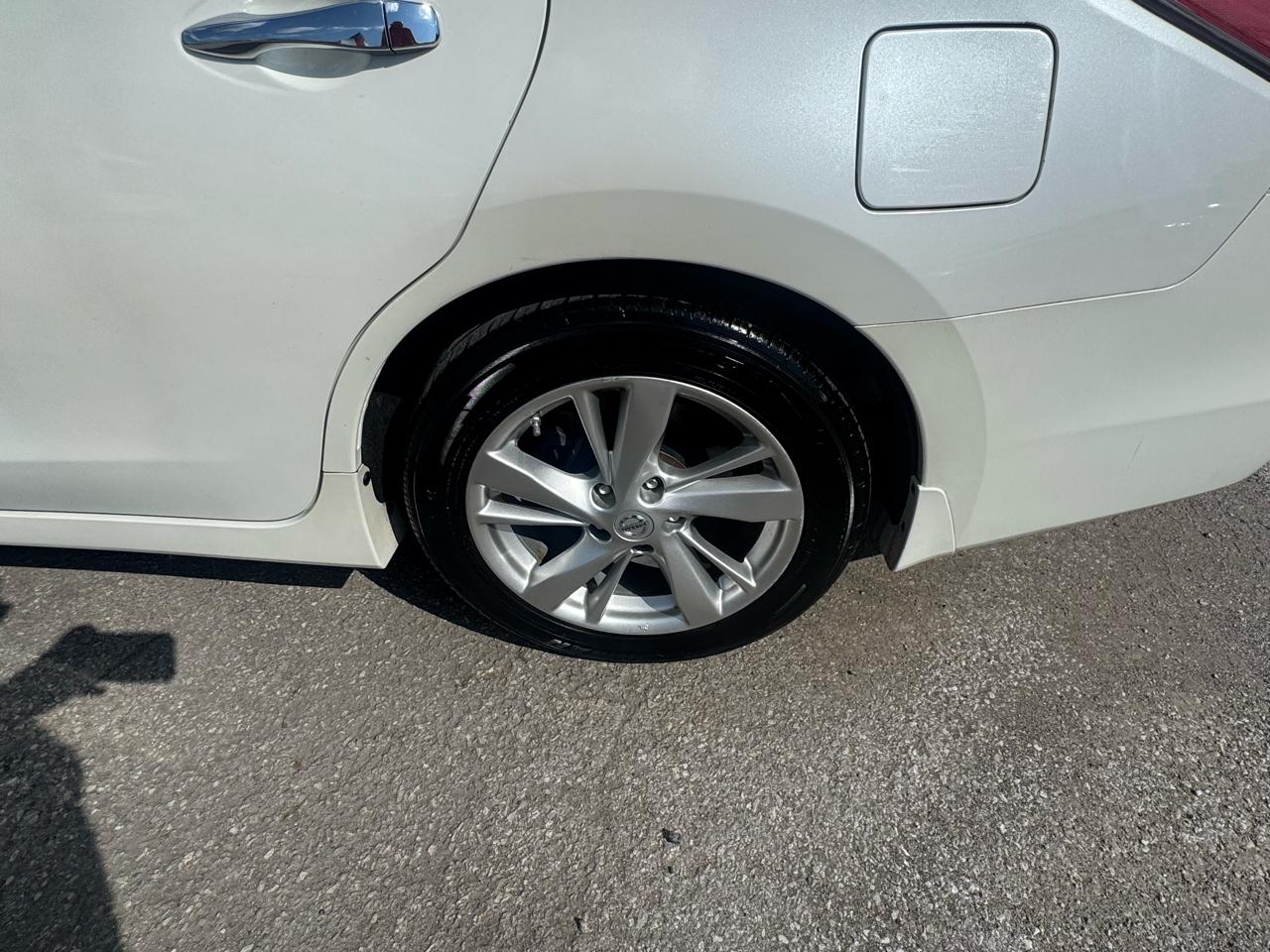 Nissan Altima 2.5 SL Sedan 2015