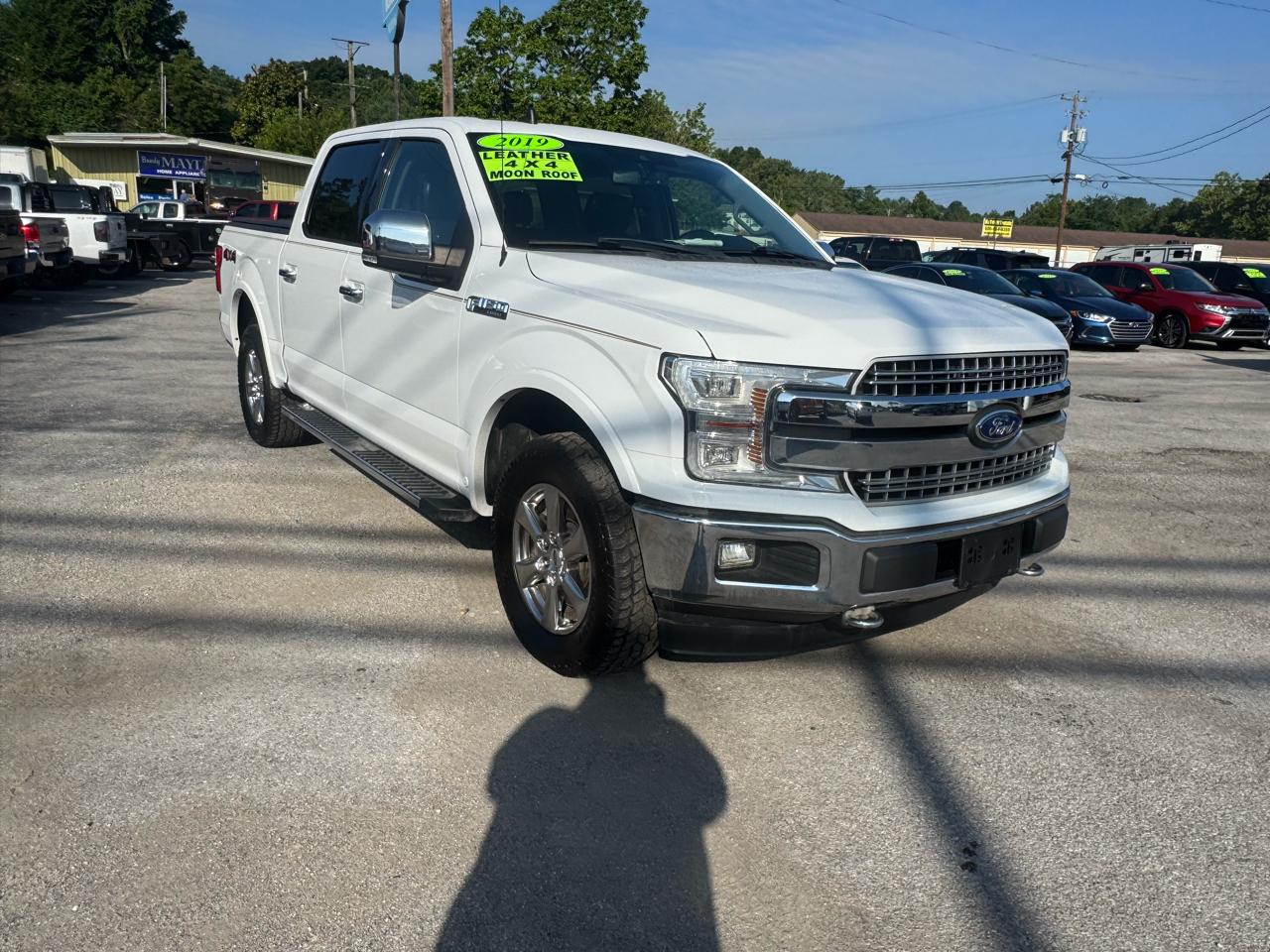 Ford F-150 4WD SuperCrew 139" Lariat 2019