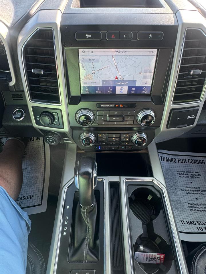 Ford F-150 4WD SuperCrew 139" Lariat 2019