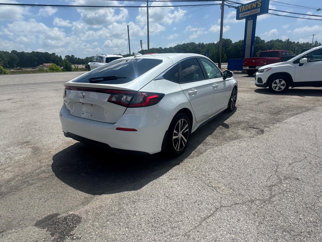 Honda Civic Hatchback LX CVT 2024