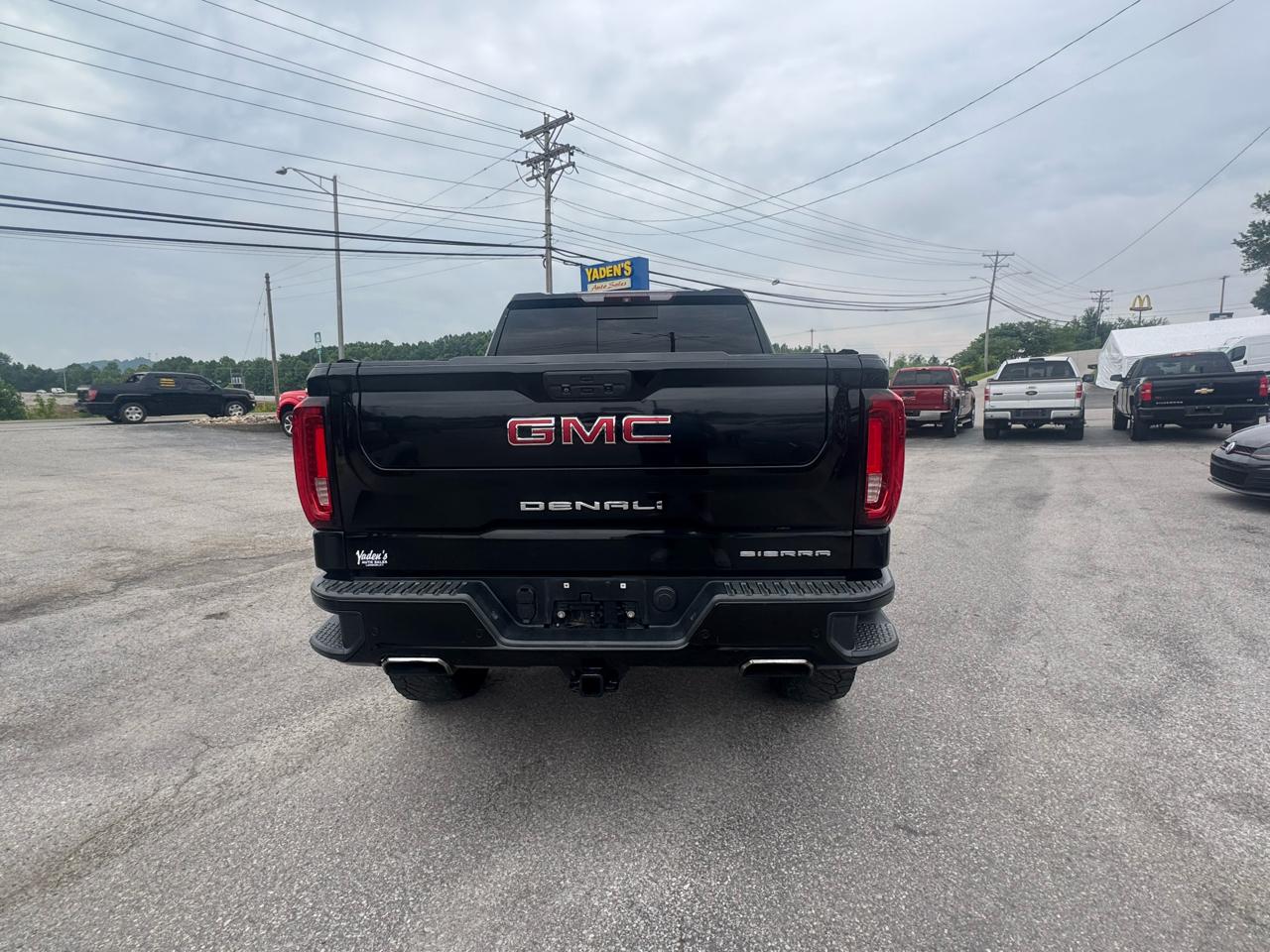 GMC Sierra 1500 4WD Crew Cab 147" Denali 2019