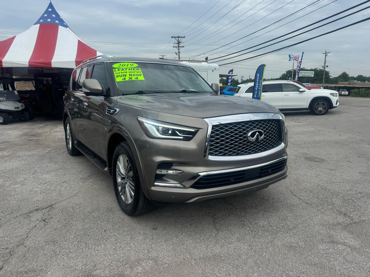 Infiniti QX80 LUXE AWD 2019
