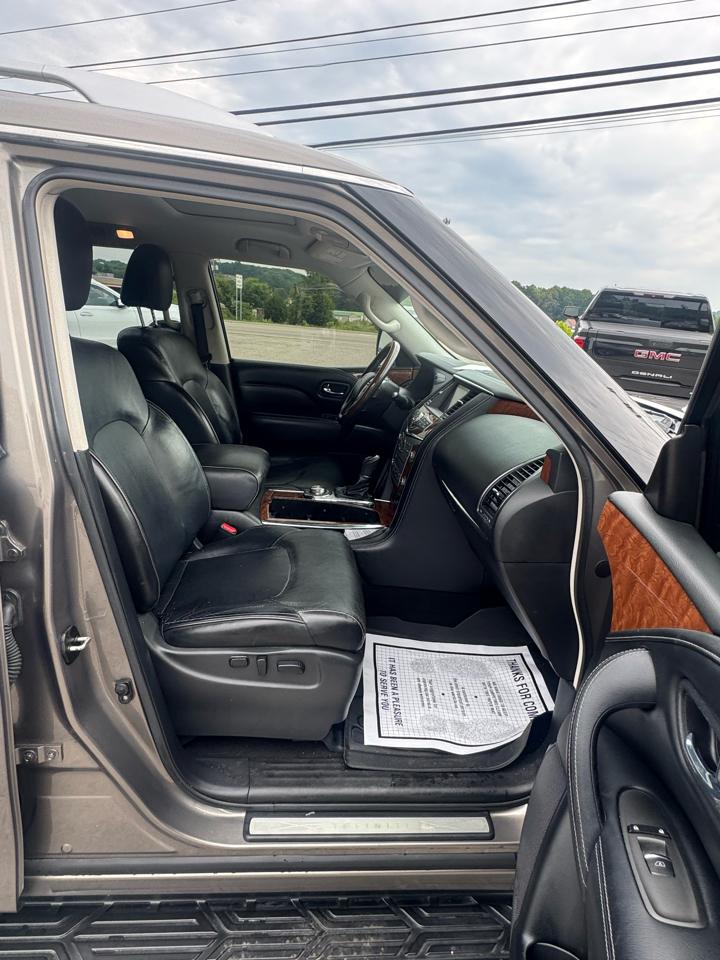 Infiniti QX80 LUXE AWD 2019