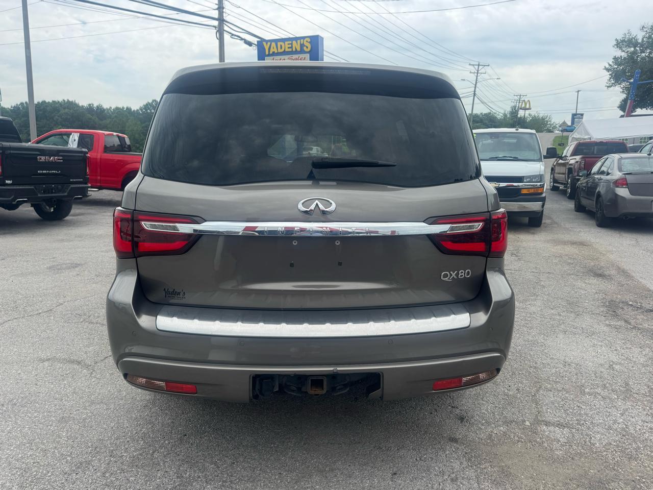 Infiniti QX80 LUXE AWD 2019