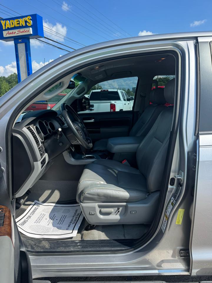 Toyota Tundra 2WD Truck Dbl 5.7L V8 6-Spd AT LTD (Natl) 2010