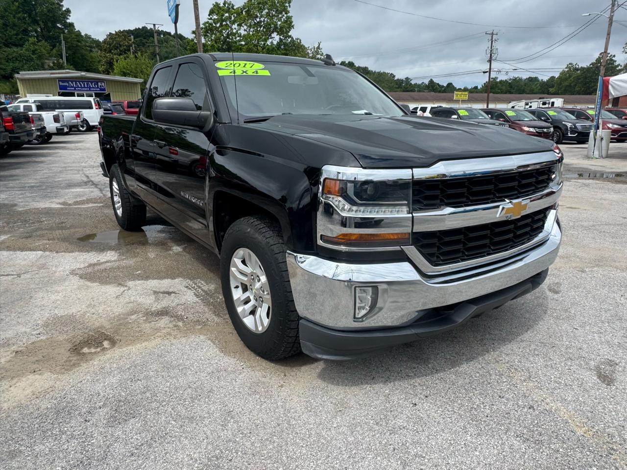 Chevrolet Silverado 1500 4WD Double Cab 143.5" LT w/1LT 2017