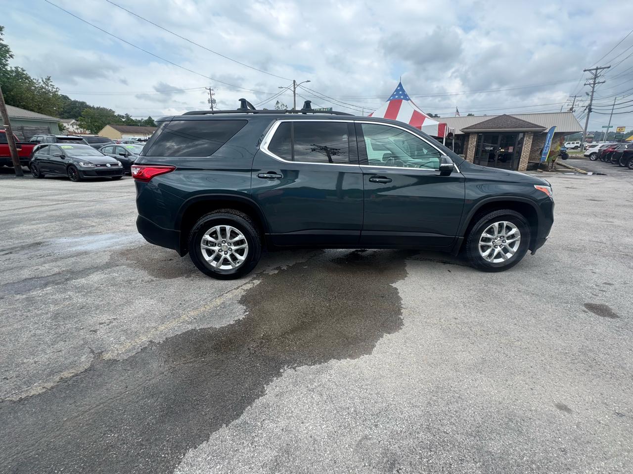 Chevrolet Traverse AWD 4dr LT Cloth w/1LT 2021