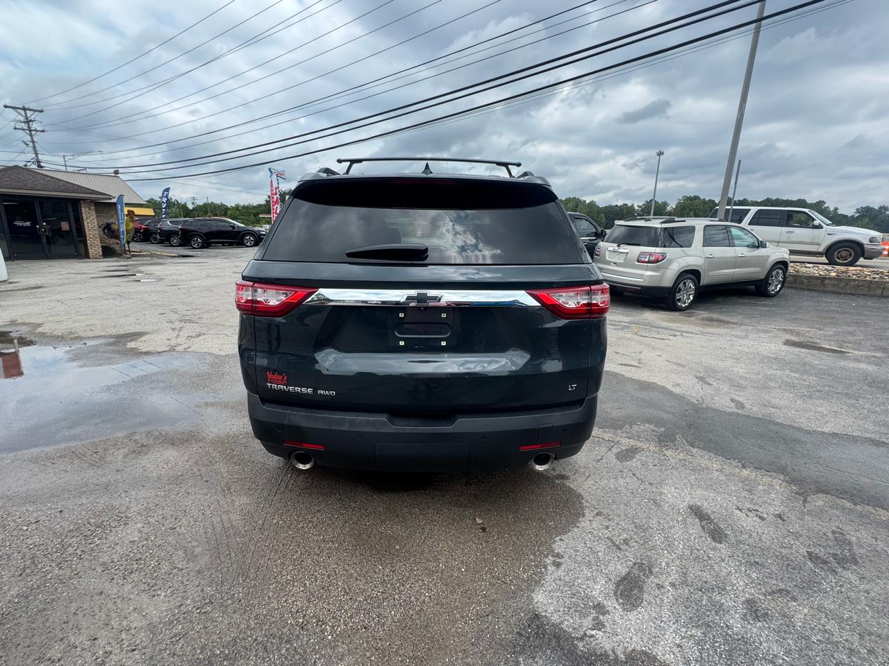 Chevrolet Traverse AWD 4dr LT Cloth w/1LT 2021