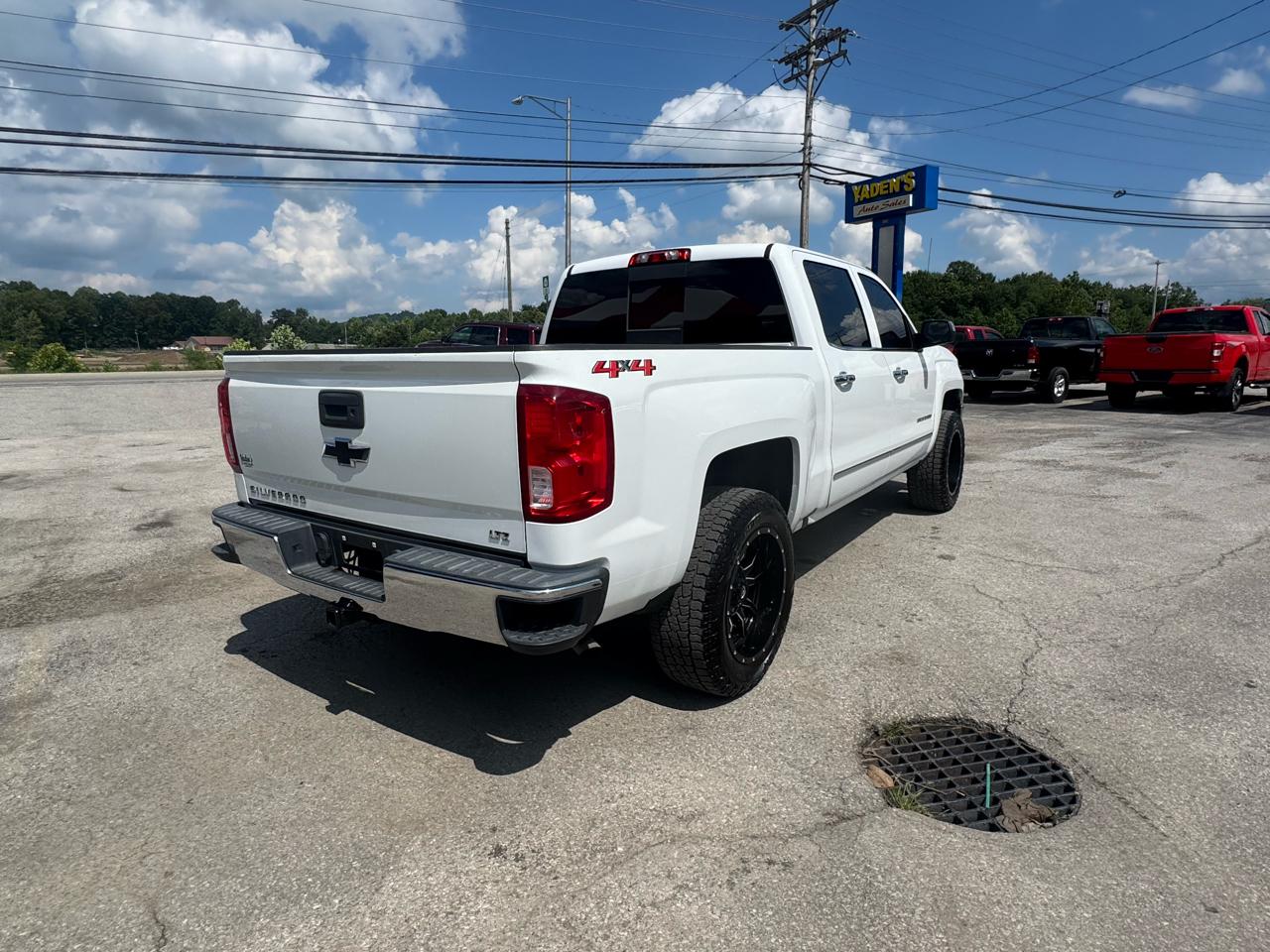 Chevrolet Silverado 1500 4WD Crew Cab 143.5" LTZ w/1LZ 2018