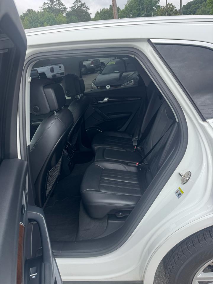 Audi Q5 Titanium Premium 45 TFSI quattro 2020