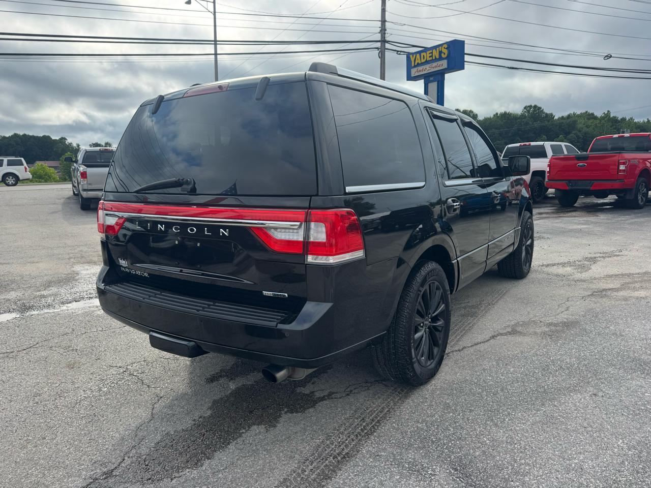 Lincoln Navigator 4WD 4dr 2015