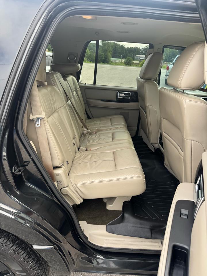 Lincoln Navigator 4WD 4dr 2015