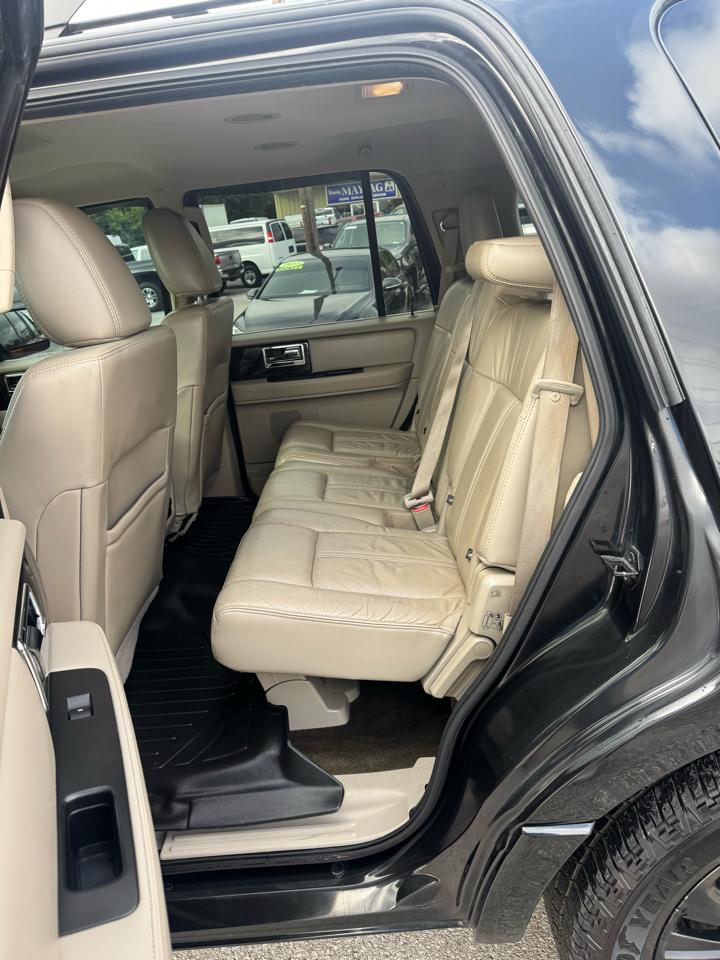Lincoln Navigator 4WD 4dr 2015