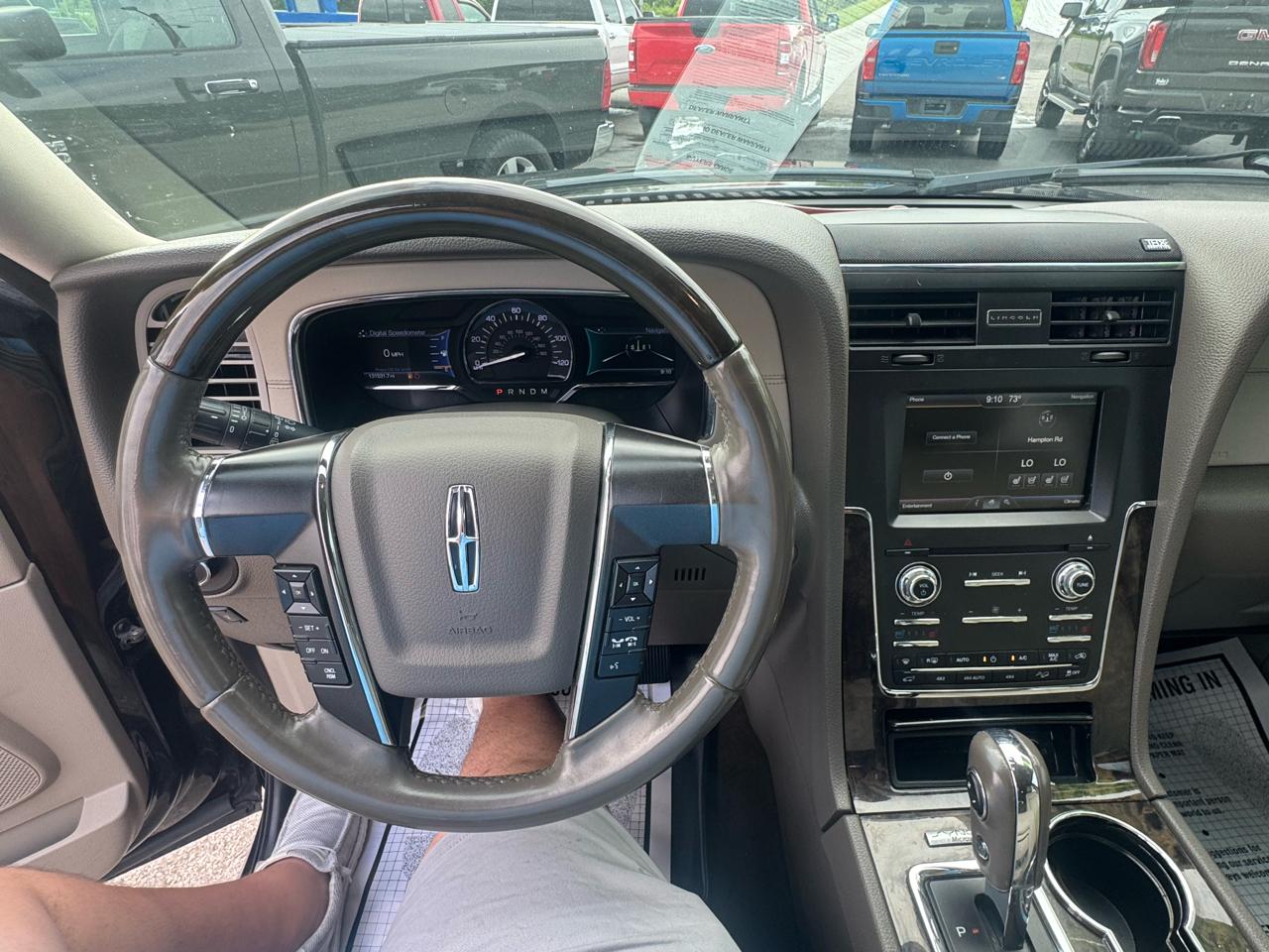 Lincoln Navigator 4WD 4dr 2015