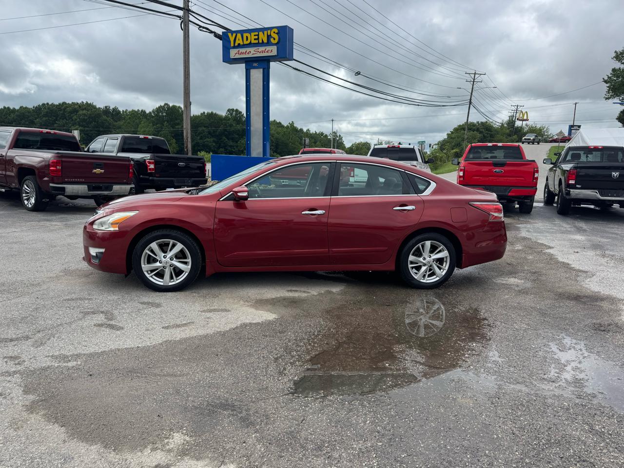 Nissan Altima 4dr Sdn I4 2.5 SV 2015