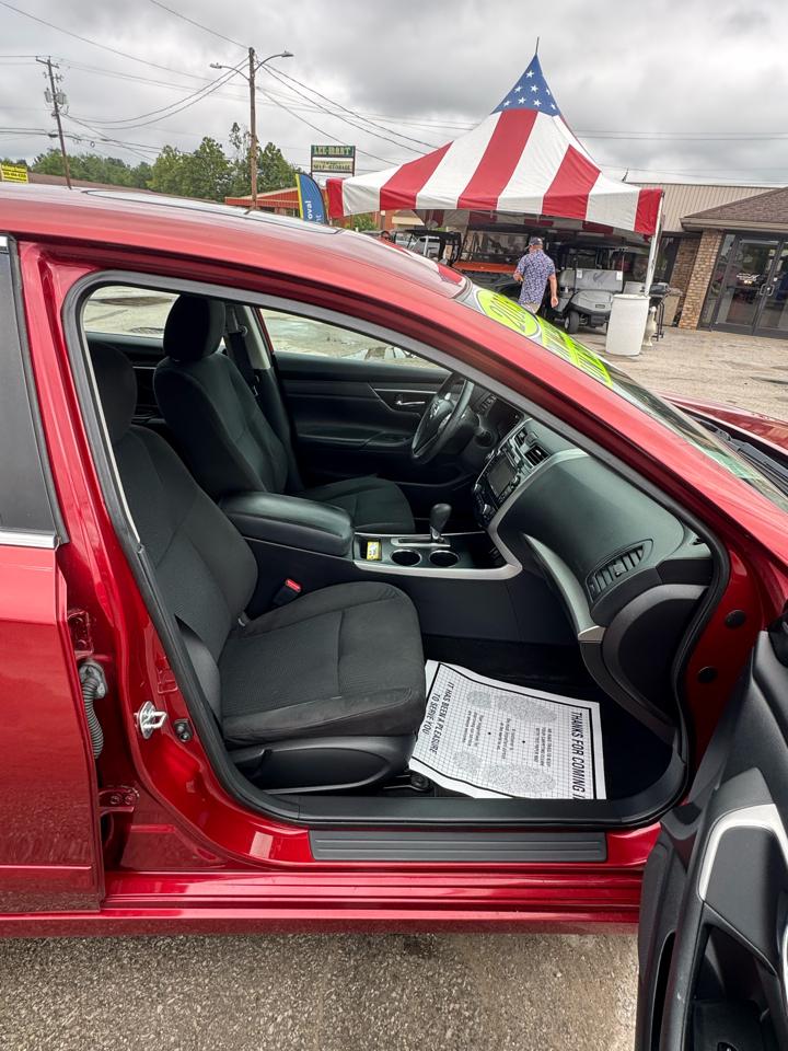 Nissan Altima 4dr Sdn I4 2.5 SV 2015