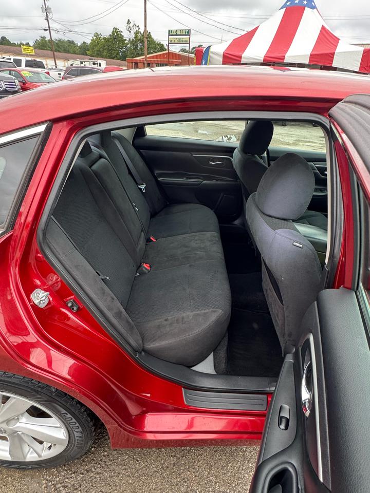 Nissan Altima 4dr Sdn I4 2.5 SV 2015