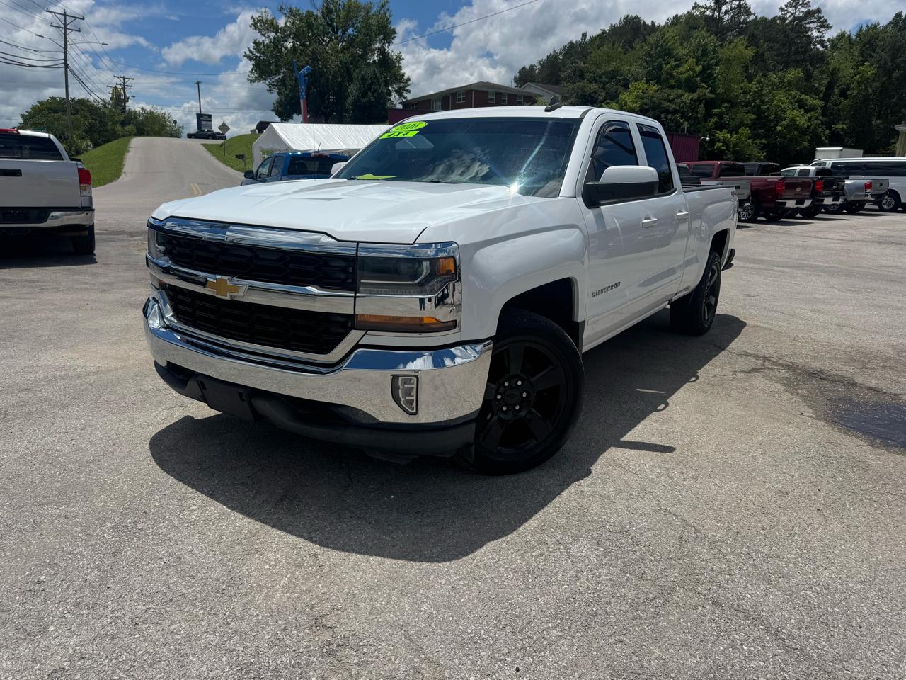 Chevrolet Silverado 1500 4WD Double Cab 143.5" LT w/1LT 2016